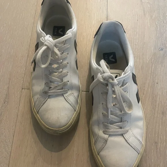 Veja campos shoe. White and black - Picture 6 of 7